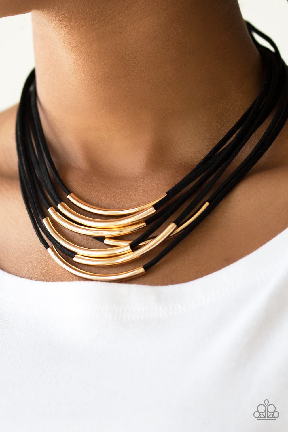 Walk The WALKABOUT-Gold Necklace