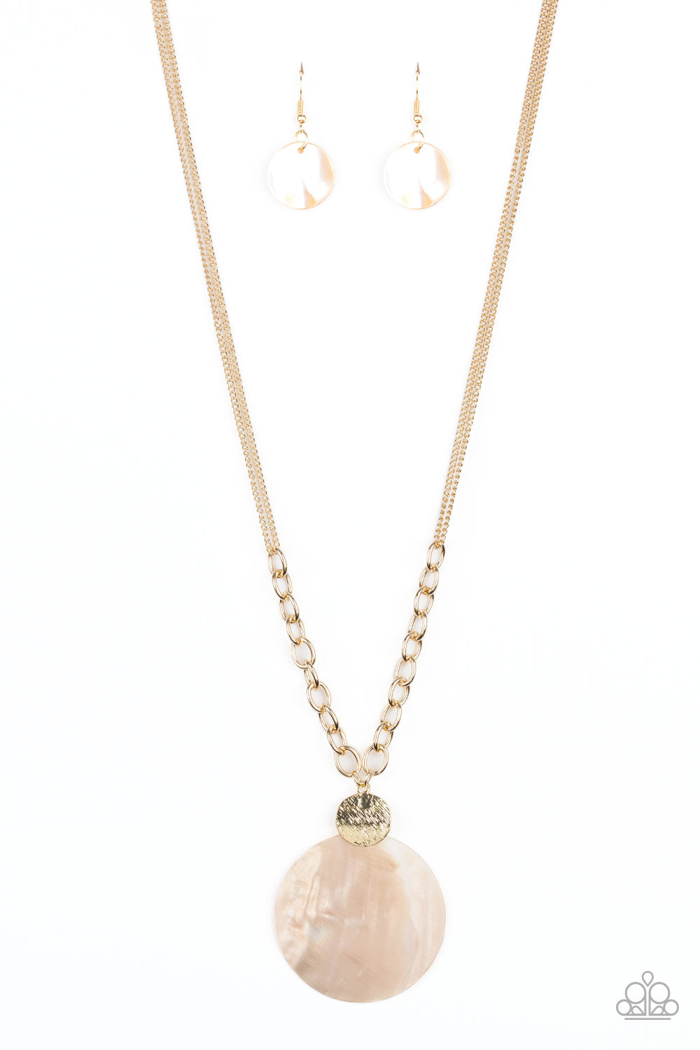 A Top-SHELLer-Gold Necklace