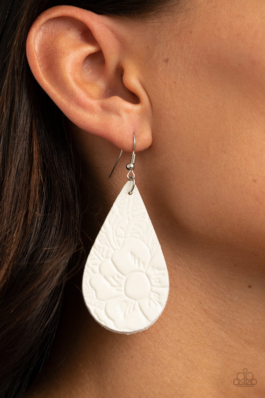 Beach Garden-White Earring