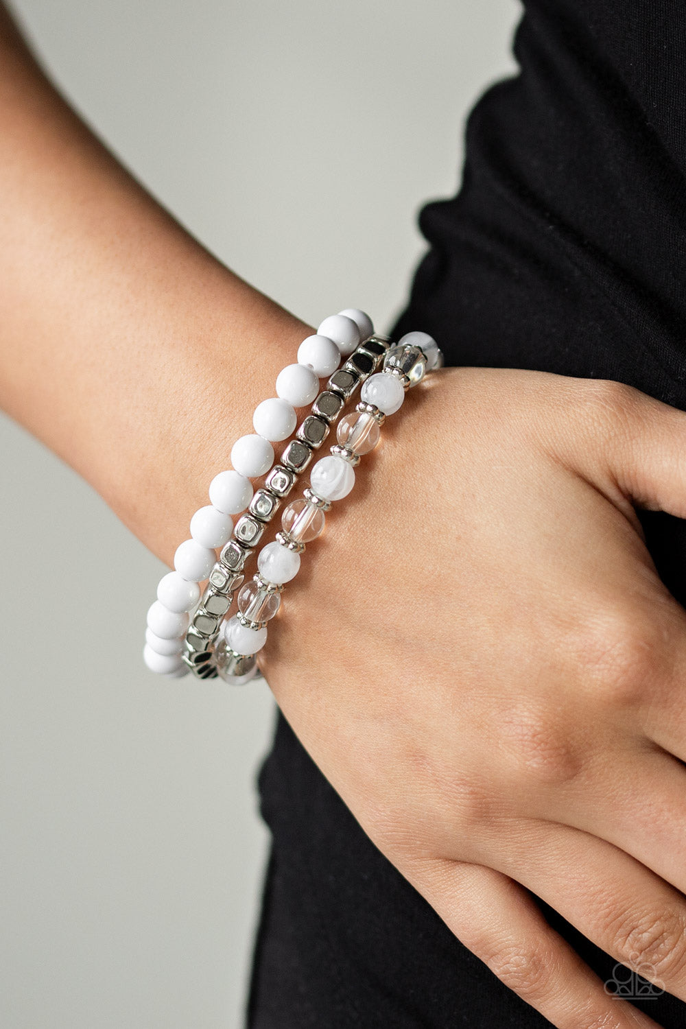 Globetrotter Glam-White Bracelets