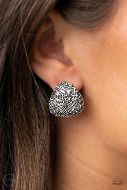 Gorgeously Galleria - Silver Earring