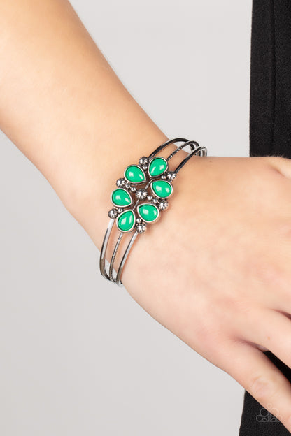 Taj Mahal Meadow - Green Bracelet