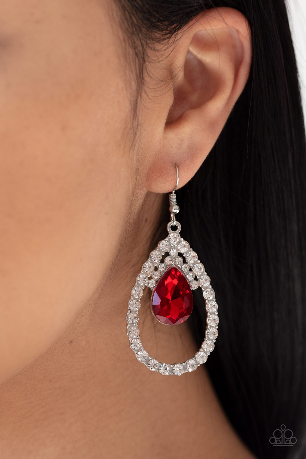 Trendsetting Twinkle-Red Earring
