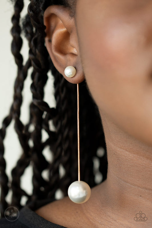 Extended Elegance-Gold Post Earring